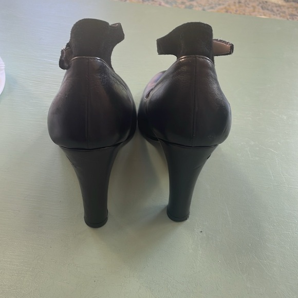 Taryn Rose Italian designer leather heels Ankle strap Black Euro size 37.5 US 7 - Picture 6 of 12
